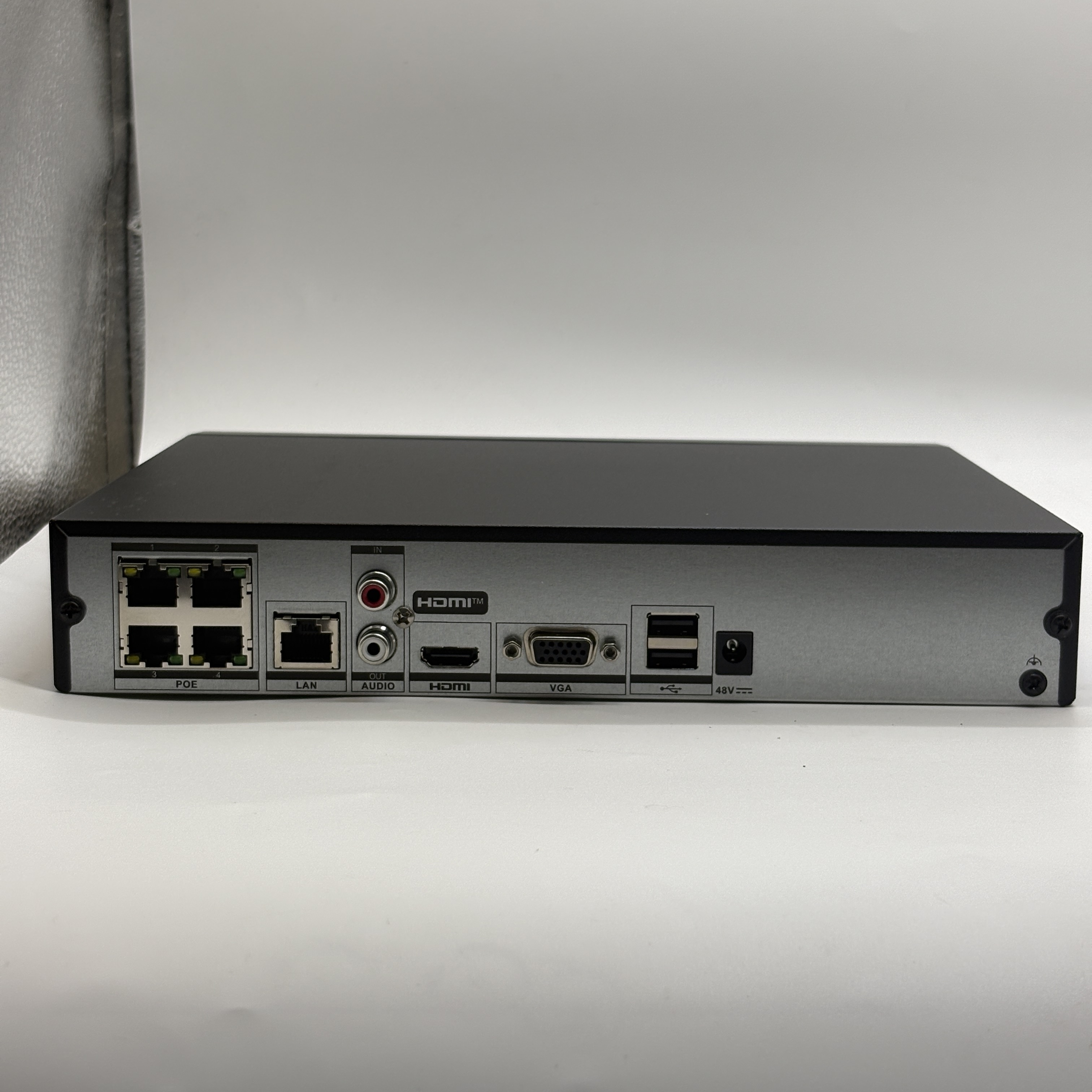 Hikvision DS-7604NI-Q1/4P(E) 4 - Home Security Nvr avaliação e preço